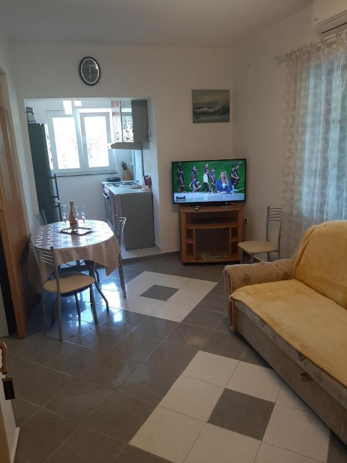 Apartments Borna Drage Εξωτερικό φωτογραφία