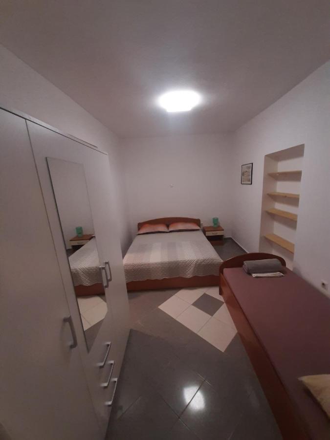Apartments Borna Drage Εξωτερικό φωτογραφία