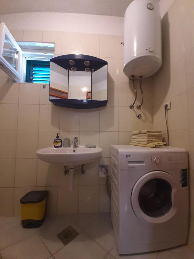 Apartments Borna Drage Εξωτερικό φωτογραφία