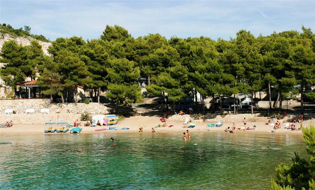 Apartments Borna Drage Εξωτερικό φωτογραφία