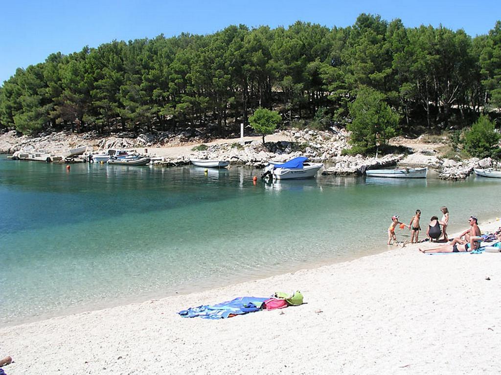 Apartments Borna Drage Εξωτερικό φωτογραφία